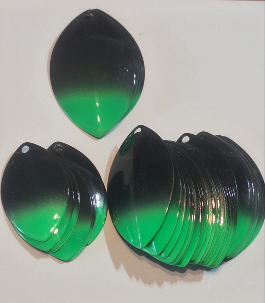 Black / Green cascade